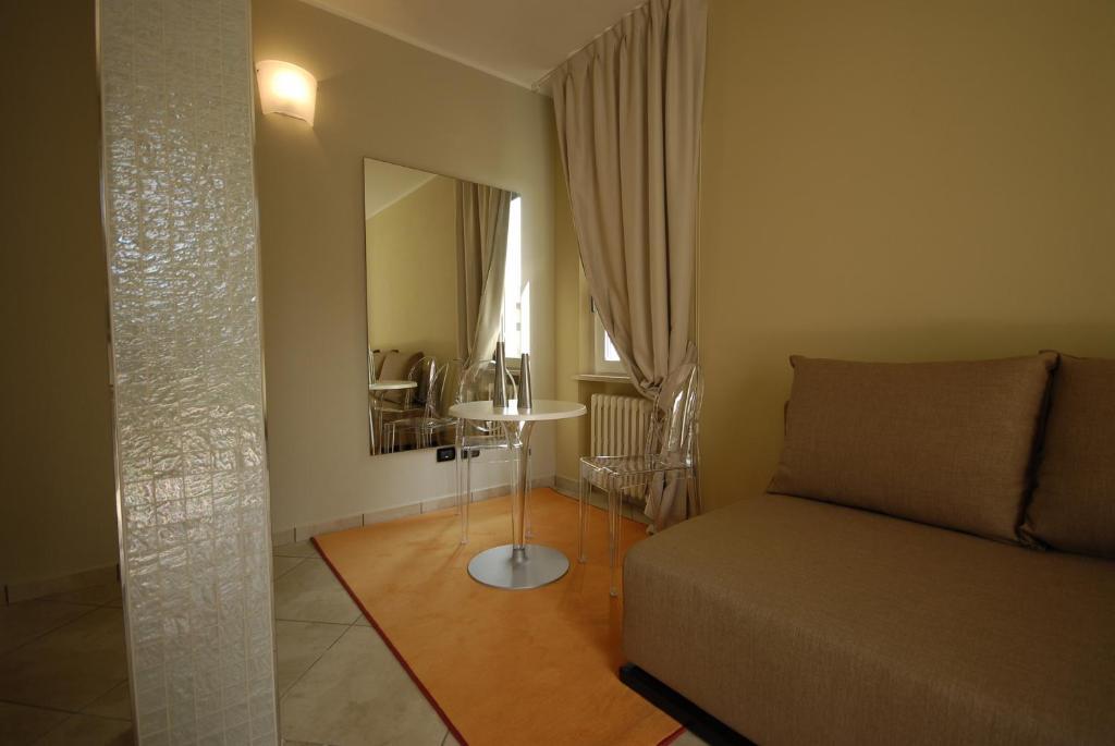 Relais Corte Bergamini Peschiera del Garda Bilik gambar