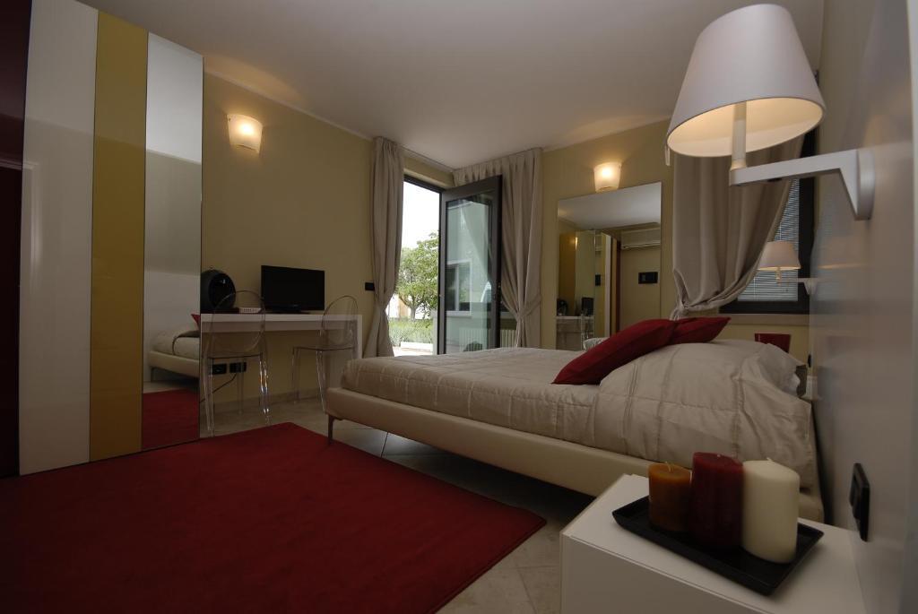 Relais Corte Bergamini Peschiera del Garda Bilik gambar